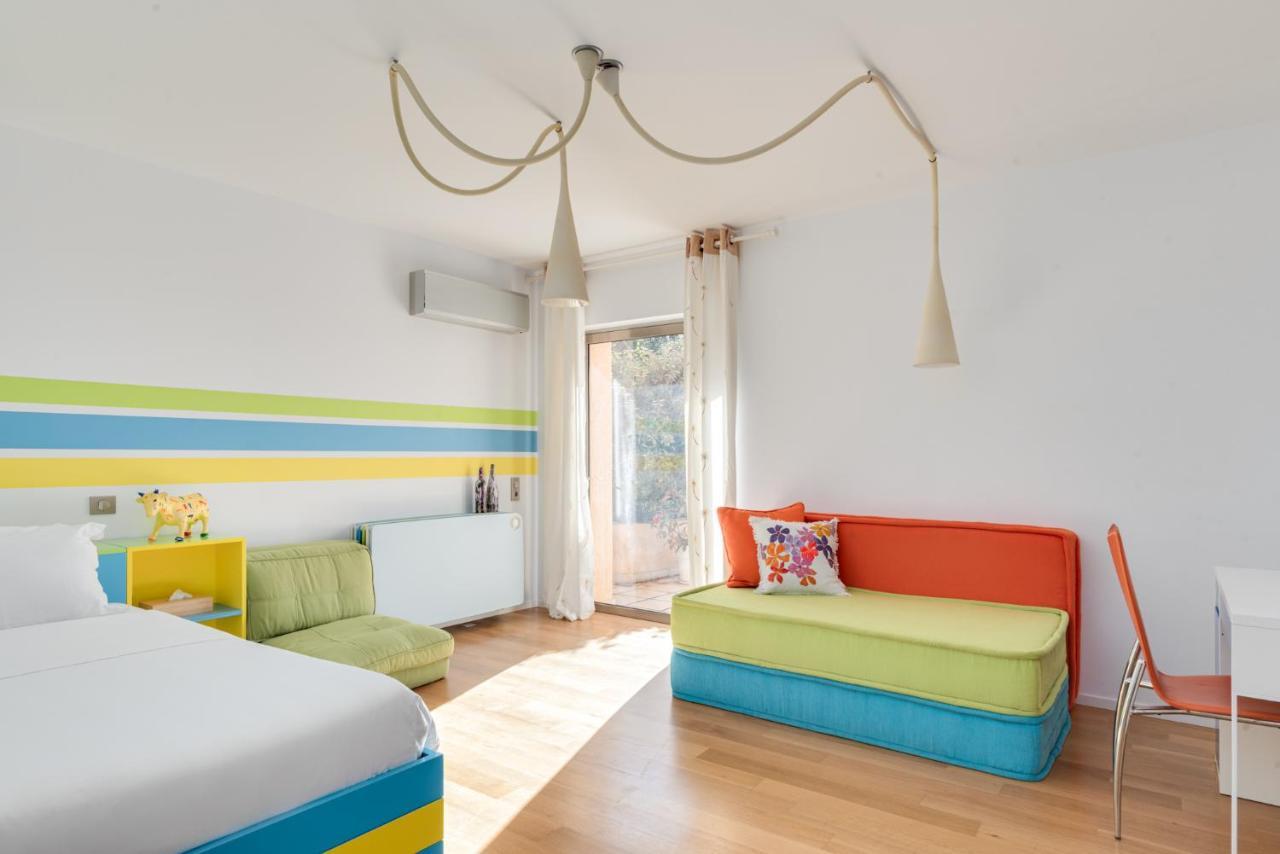 Luxurious Villa Philoxenia ลาโกนิสซี ภายนอก รูปภาพ